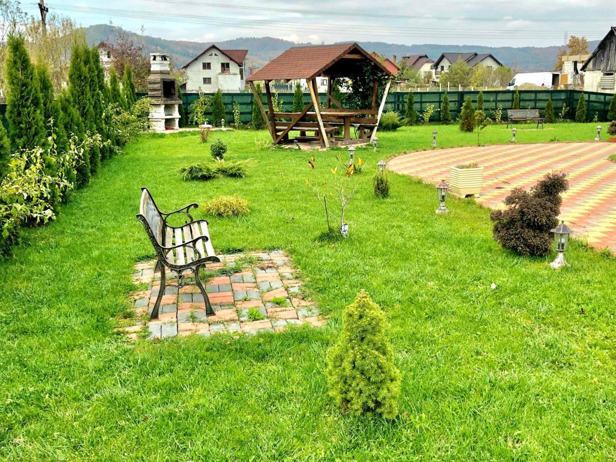 Pensiunea Casa Alba เบเกลอัน ภายนอก รูปภาพ
